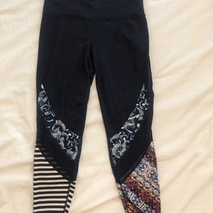Athleta Patterned Leggings size medium